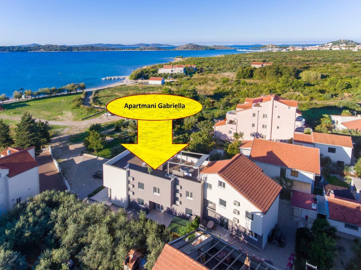 Apartmani Gabriella Vodice Zewnętrze zdjęcie